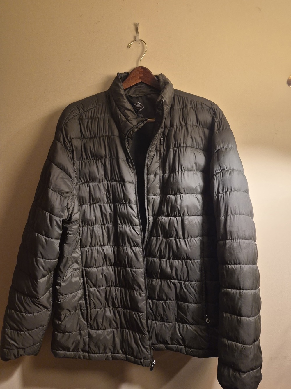 St. John's Bay Men's Quilted Puffer Jacket - Charcoal Black